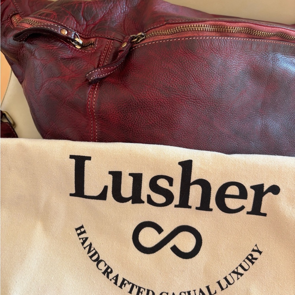 Lusher City Sling & Belt Bag - New without Tags - Picture 8 of 9